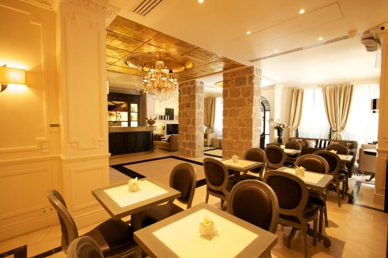 Hotel De Monaco 3*